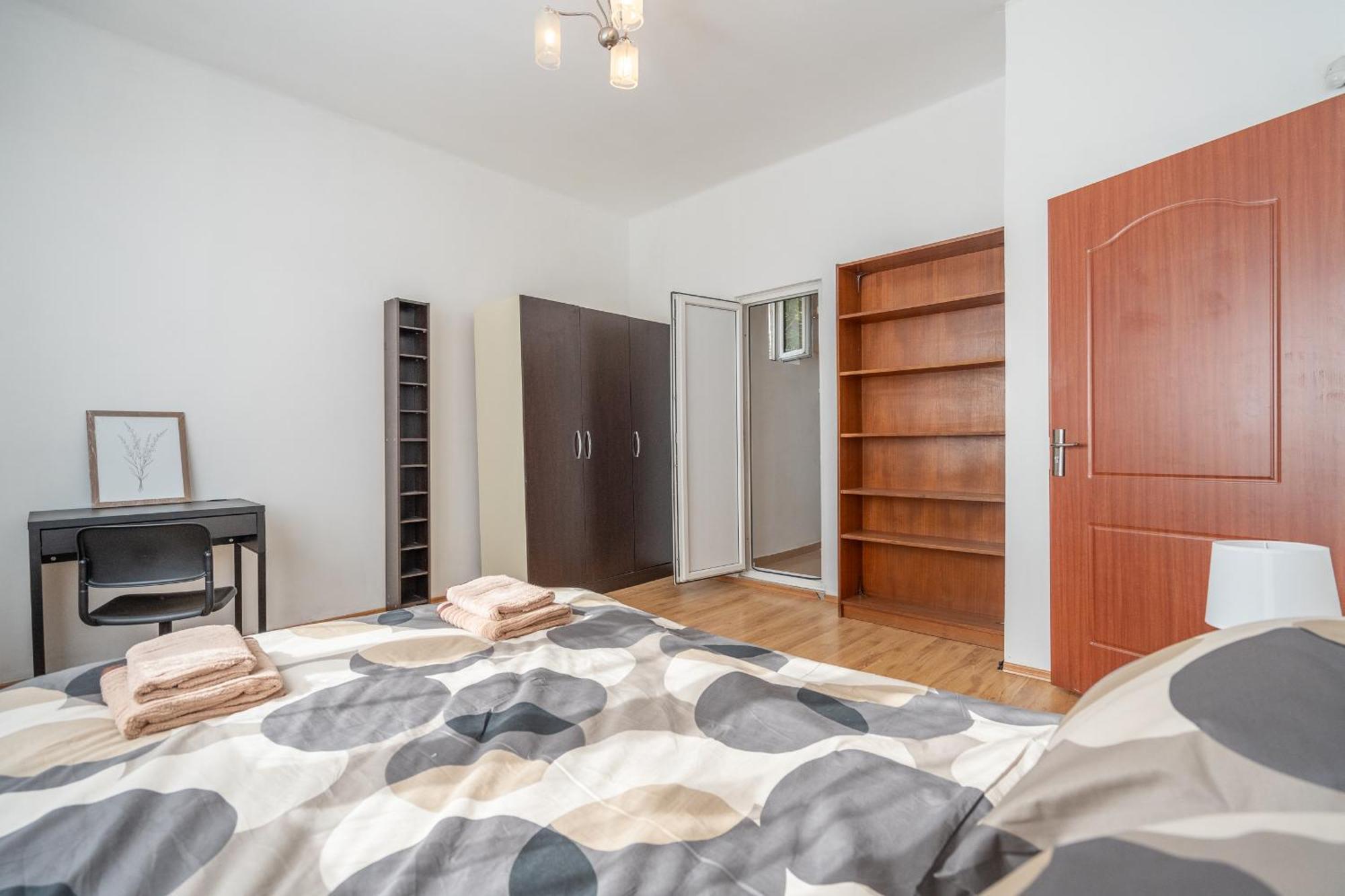 Apartment 2 Bdr Next To The National Stadium *